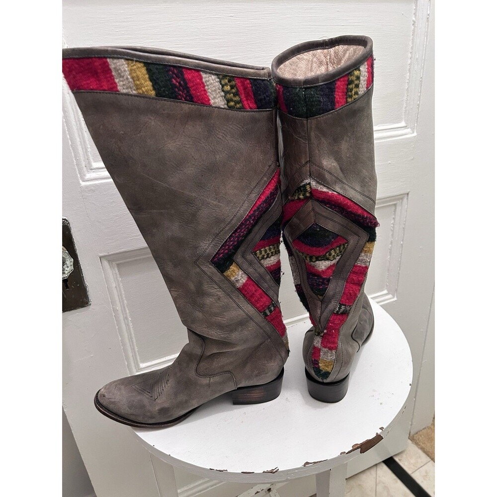 Freebird by Steven Aztec Tall Gray Leather Cowboy Boots Women’s Size 9M EUC